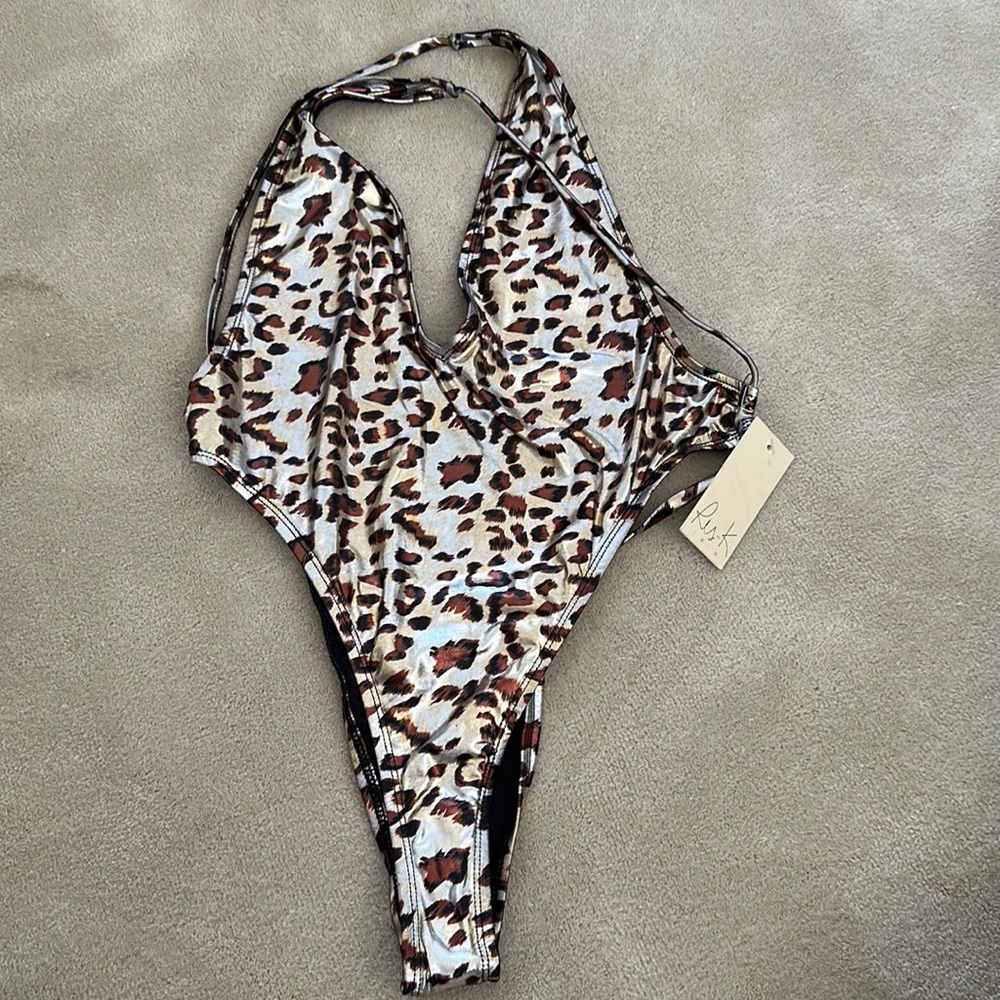 NWT Ris-K One Piece Cutout Leopard Print Swimsuit Size S